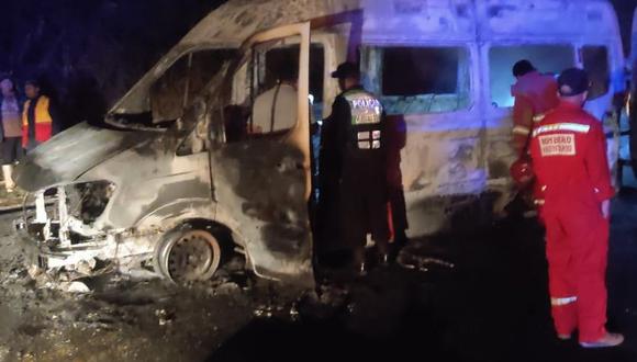 Transportistas informales queman vehículo de la Sutran y un inspector murió, en Abancay.