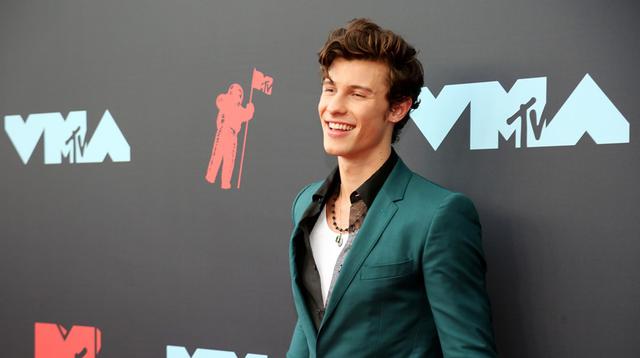 Shawn Mendes en la alfombra roja de los MTV Video Music Awards 2019. (Foto: AFP)