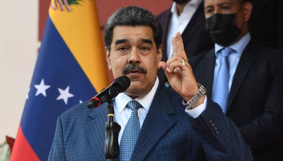 Nicolás Maduro habla con la prensa en el Palacio Presidencial de Miraflores en Caracas. (Foto: Federico PARRA / AFP).