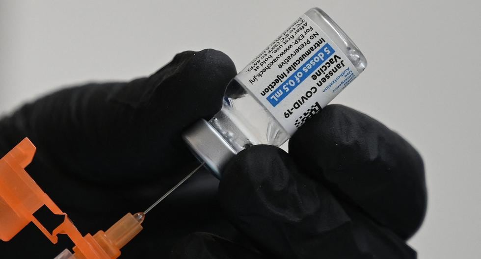 Johnson & Johnson vaccine gets warning for bleeding side effect