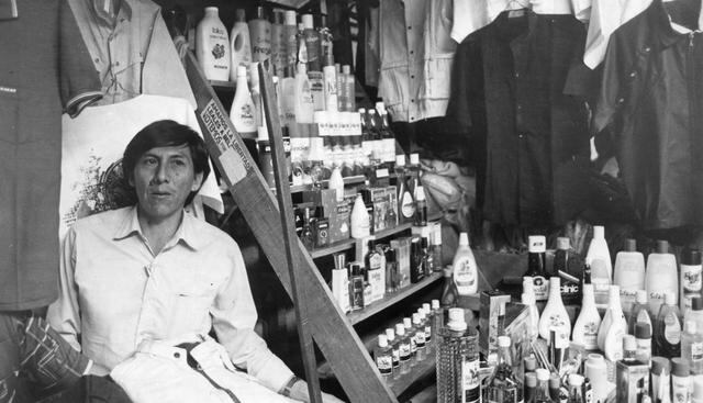 Así era Polvos Azules cuando se ubicaba frente a Palacio de Gobierno. (El Comercio)