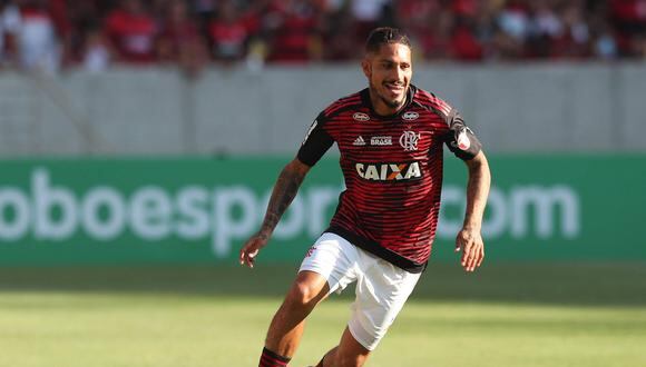 Paolo Guerrero vivió un momento único e inolvidable cuando volvió a pisar las instalaciones del Maracaná. Los hinchas de Flamengo lo recibieron con el característico himno "Acabou o Cao". (Foto: EFE)