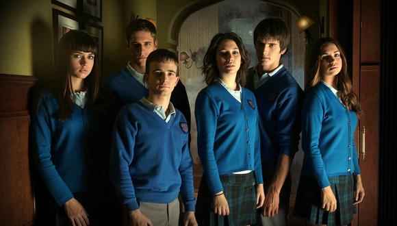 "El internado". De izquierda a derecha los personajes Carolina Leal (Ana de Armas), Marcos Novoa (Martiño Rivas), Roque Sánchez (Daniel Retuerta), Julia Medina (Blanca Suárez), Yon Gonzáles (Iván Noiret) y Victoria Martínez (Elena Furiaste). (Foto: Difusión)