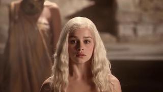 “Game of Thrones”: Emilia Clarke asegura que fue presionada para grabar escenas de desnudos 