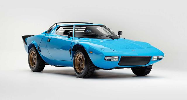 El Lancia Stratos es un deportivo italiano que en 1973 empezó su historia de éxito en las competencias de rally. (Fotos: RM Sothebys’).