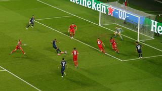PSG vs. Bayern Múnich: Kylian Mbappé erró una ocasión inmejorable dentro del área | VIDEO