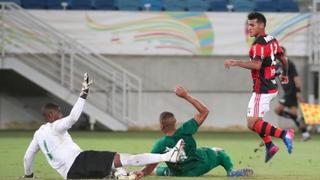 Miguel Trauco: así fue su primer gol con camiseta del Flamengo