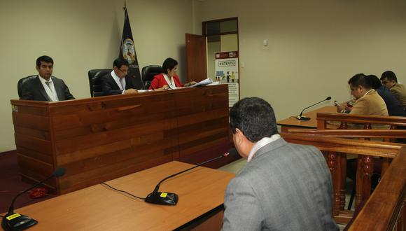 Meza Cerna y los diez coacusados fueron absueltos del delito de asociación ilícita para delinquir. El 28 de mayo, el Ministerio Público apelará el fallo. (Laura Urbina).