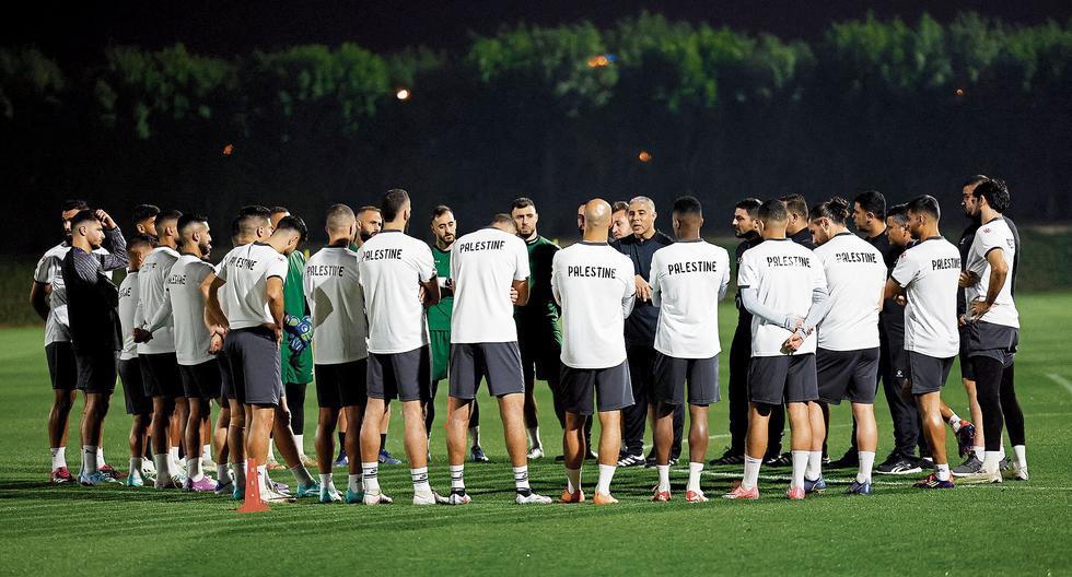 La selección palestina llegó a inicios de enero a Qatar con el fin de ultimar su preparación para la Copa Asiática, donde se enfrentará a Irán, Hong Kong y Emiratos Árabes Unidos. (Foto: Reuters)