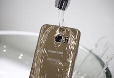 Demandan a Samsung en Australia por engañar sobre impermeabilidad del Galaxy