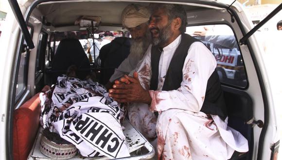 Pakistán: Elecciones inician con atentado suicida que dejó al menos 30 muertos. (Foto: AP)