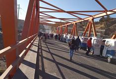 Puno: manifestantes vuelven a bloquear puente internacional de Ilave en medio de protestas