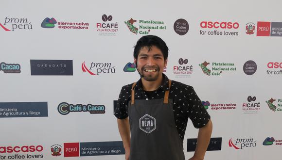 En Villa Rica, Mauricio Rodríguez fue elegido el mejor barista del Perú. Lo encuentran en Neira Café Lab, de Miraflores.