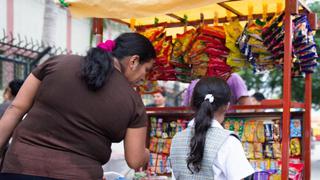 Rímac: prohíben venta de comida chatarra alrededor de colegios