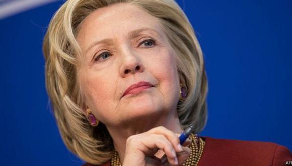 Hillary pagó a empleado por mantenimiento de su correo privado