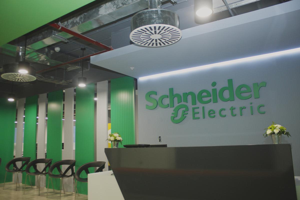 Schneider Electric: La adopción de la tecnología en viviendas, ECONOMIA