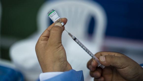 Argentina autoriza la vacuna china Sinopharm contra el coronavirus para mayores de 60 años. (Foto: Ernesto BENAVIDES / AFP).