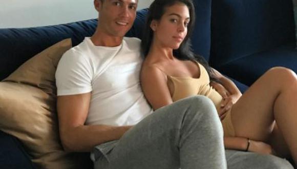 El semanario italiano "Chi" realizó un reportaje sobre las vacaciones de Cristiano Ronaldo con su novia en Córcega a pocos días de la final de la Champions League. (Foto: @Cristiano)
