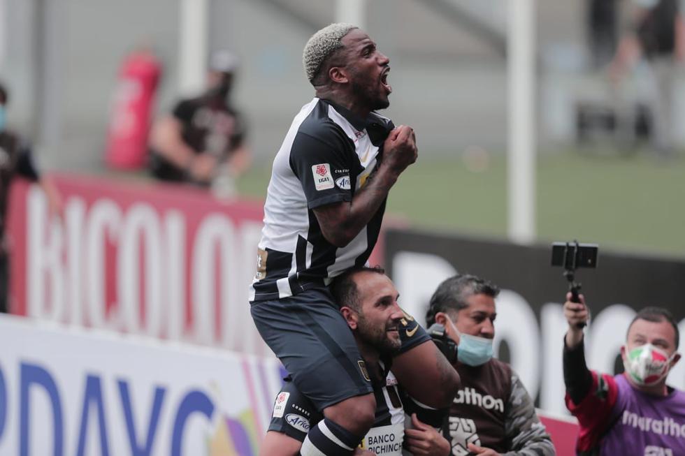 Así celebró Jefferson Farfán tras ganar la Liga 1 con Alianza Lima | Foto: Jesus Saucedo / @photo.gec