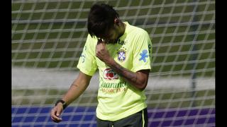 El llanto de Neymar y el consuelo de sus compañeros en imágenes
