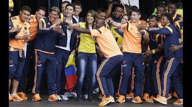 El baile de los jugadores colombianos en Bogotá en imágenes - 1