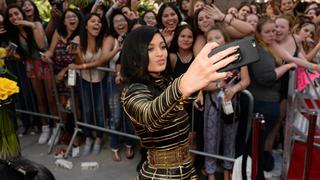 Kylie Jenner compartió en Snapchat video cantando