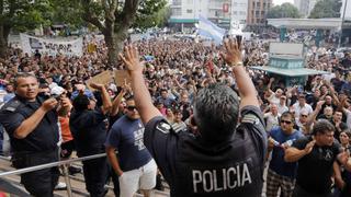 Argentina: nueve muertos deja huelga policial en 17 provincias