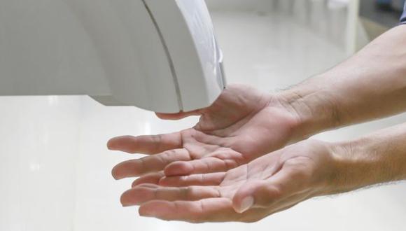 Los secadores de aire a chorro no son tan higiénicos como parece, según los científicos. (Foto: Getty)