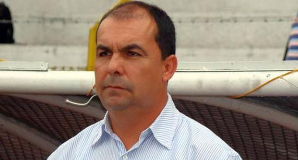 Entrenador Walter Aristizábal renunció a su cargo en el banquillo del Alianza Atlético. (Foto: América TV)