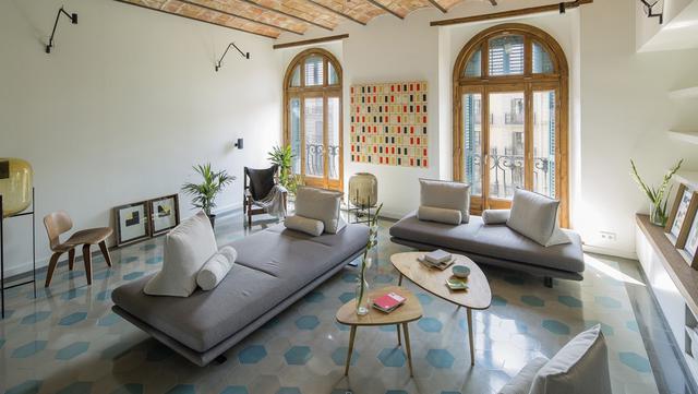 estudio Nook architects estuvo a cargo del diseño de este departamento de 118 m2 en Barcelona, España. Arte y espacios acogedores son los elementos que destacan en cada uno de los ambientes. (Foto: nieve / nookarchitects.com)