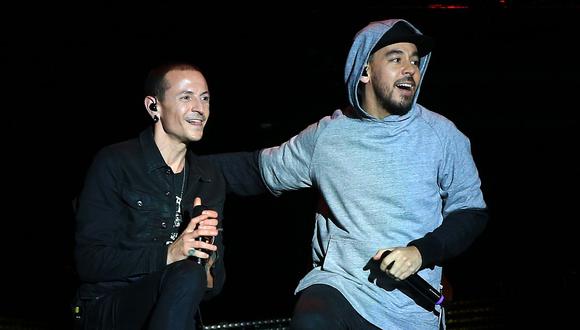 Chester Bennington y Mike Shinoda durante el show de Linkin Park en Rock in Rio (2015). (Foto: AFP)