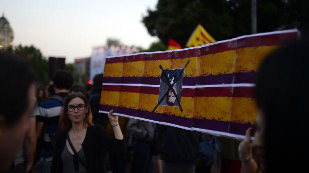 España: Antimonárquicos toman las calles y exigen referéndum - 2