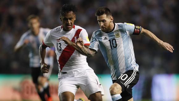 En qué puesto de la tabla de las Eliminatorias Sudamericanas quedará Perú tras partido ante Argentina, según la inteligencia artificial. (Foto: AFP)