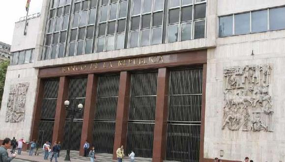 El Banco Central de Colombia recorta tasa de interés