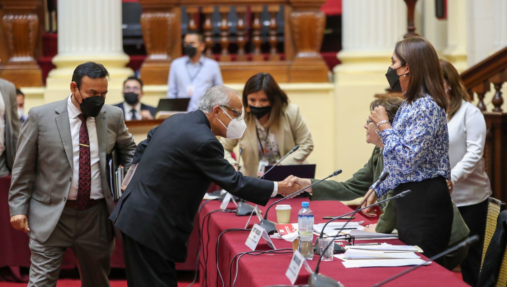Aníbal Torres a su arribo a la Comisión de Constitución del Congreso el último martes.