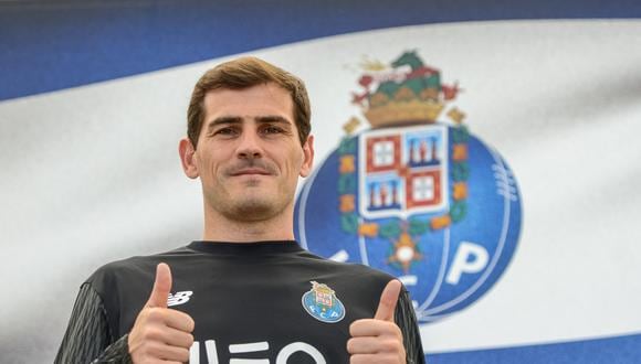 Iker Casillas renovó por una temporada más con el Porto. (Foto: FC Porto).