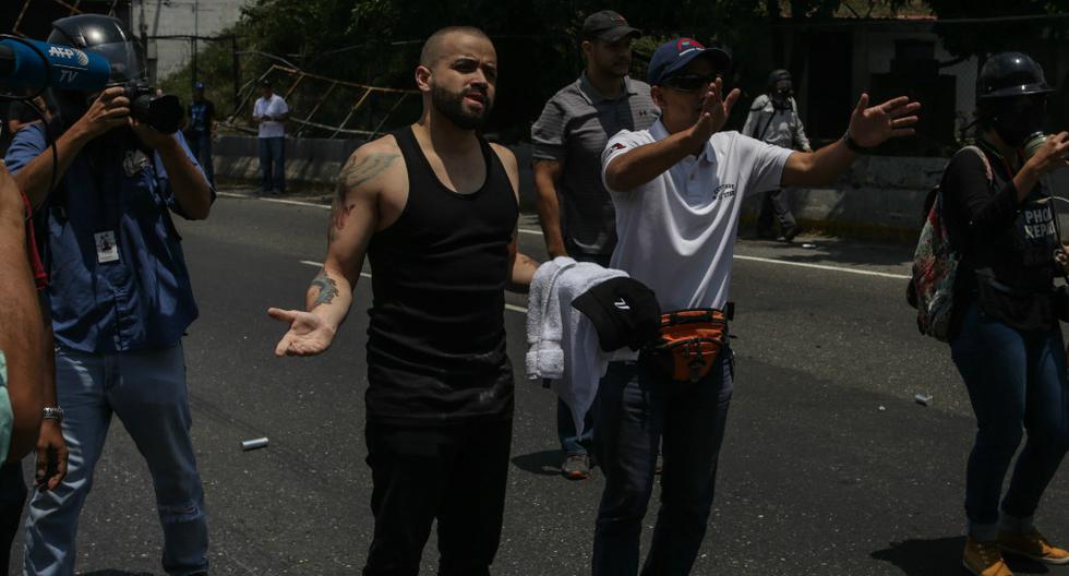 El cantante Nacho denunció que sufrió varias lesiones durante la marcha que se realizó en Caracas contra el gobierno de Nicolás Maduro. (Foto: EFE)