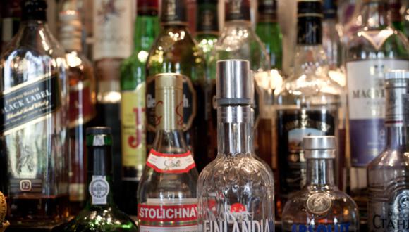 Según el MEF, en el terreno de las bebidas alcohólicas, esta ley generaría una distorsión. (Foto: GEC)