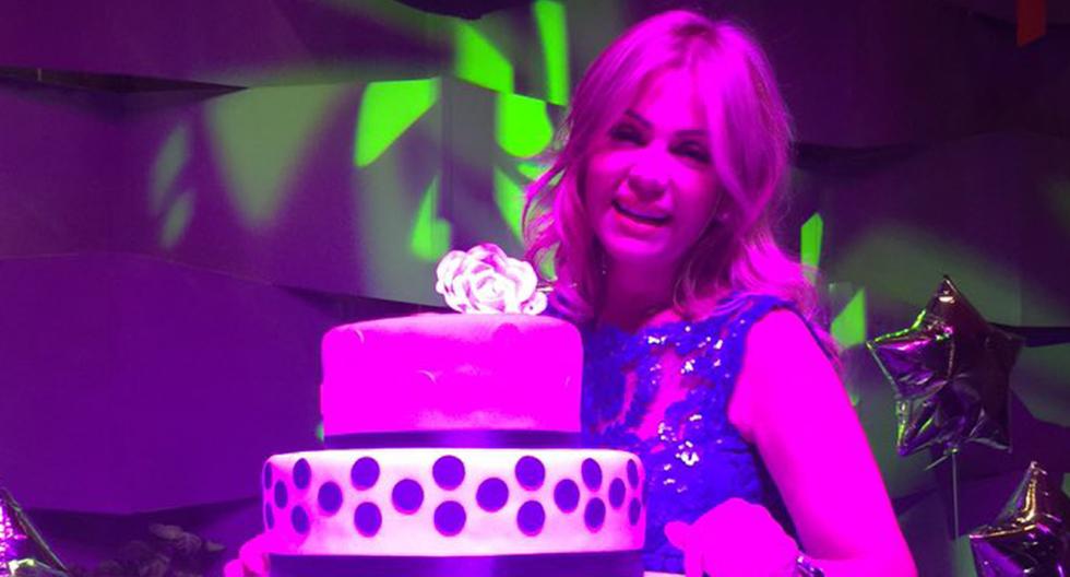 La conductora de televisión Gisela Valcárcel celebró su cumpleaños número 53 con una fiesta en un bar de Miraflores. (Foto: Twitter)