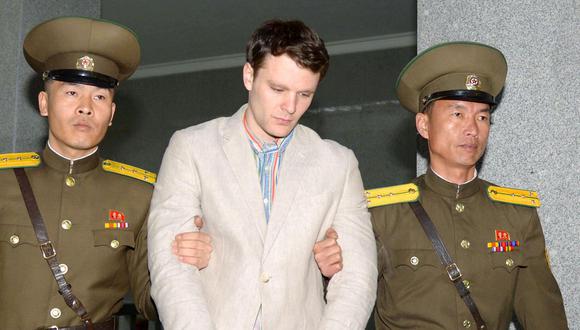 Otto Warmbier viajó como turista al Corea del Norte en el 2015 y al término de su visita fue detenido y sentenciado a 15 años de trabajos forzados acusado de robar un cartel de propaganda del hotel en el que se hospedó. (Reuters).