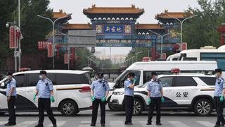 China reporta 57 nuevos casos de COVID-19, su peor saldo diario desde abril 