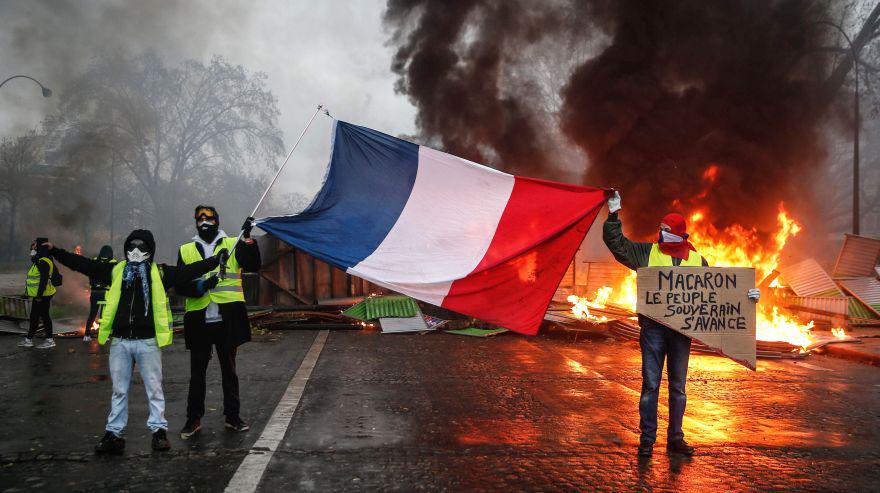 Las violenta e infernal protesta de los chalecos amarillos en París | FOTOS. (AFP)