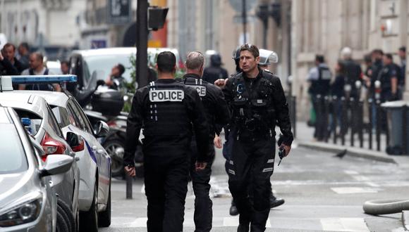 Agentes de la Dirección General de Seguridad Interior efectuaron varios arrestos en Córcega y en la región parisina, en Vienne y Charente-Marítimo. (Reuters)