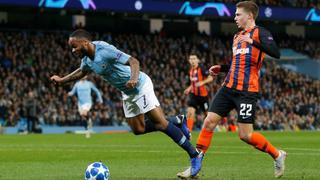 Manchester City: Sterling pateó el césped, cayó de cara y el árbitro cobró penal [VIDEO]