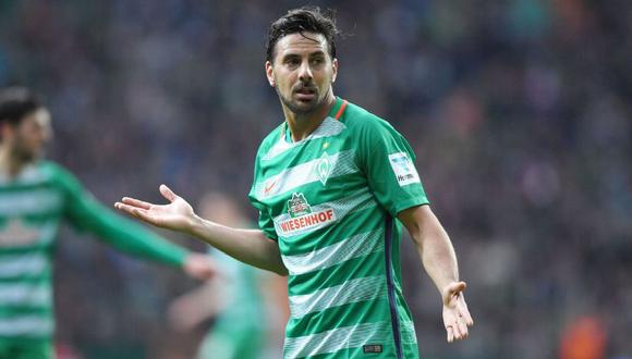 Claudio Pizarro: Werder Bremen oficializó inédito número que usará en su cuarta etapa en el club. (Foto: AFP)