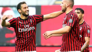 Milan derrota 2-0 Roma y continúa soñando con las plazas europeas