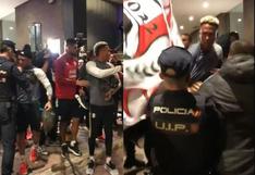 La historia detrás de la agresión de policías españoles a la selección peruana contada por testigos