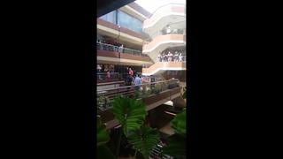 Municipalidad de Lince clausura el centro comercial Arenales por no contar con certificado de seguridad 