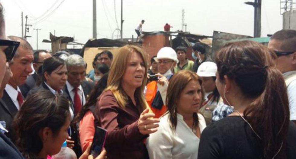 Ministros llegaron a la zona afectada de Cantagallo. (Foto: Andina)