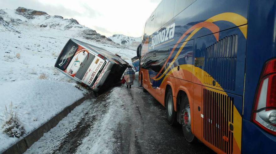 Ayacucho: quince personas heridas dejó choque múltiple - 2